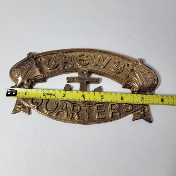 Solid Brass “CREWS QUARTERS” Nautical Door Plaque Vintage Sign Ship Crew's - Picture 2 of 2